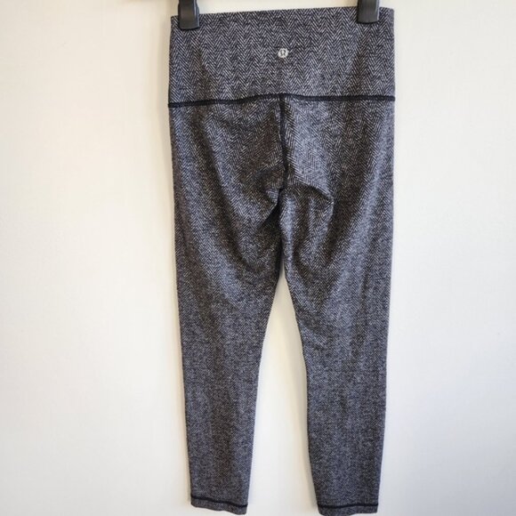 Lululemon High Times Pant Herringbone Black Heathered Sz 4 Tights Leggings - Picture 5 of 11